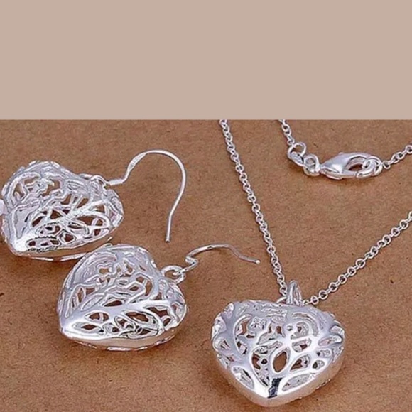 925 sterling silver plated  necklace and earring - Picture 2 of 2